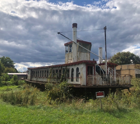 Riverboat Saloon - Bernville, PA