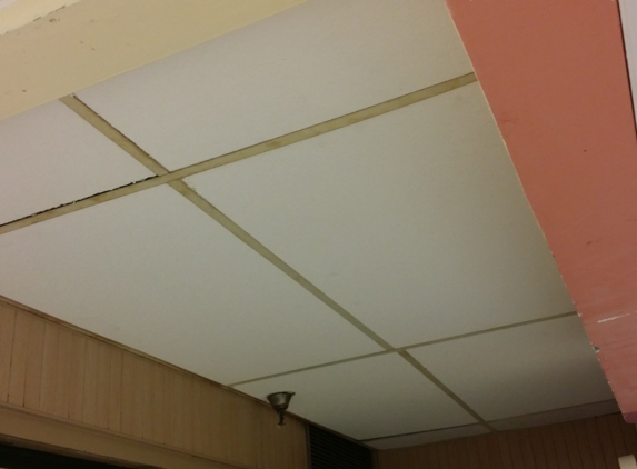 Complete Maintenance - Miami, FL. Ceiling tiles (after)