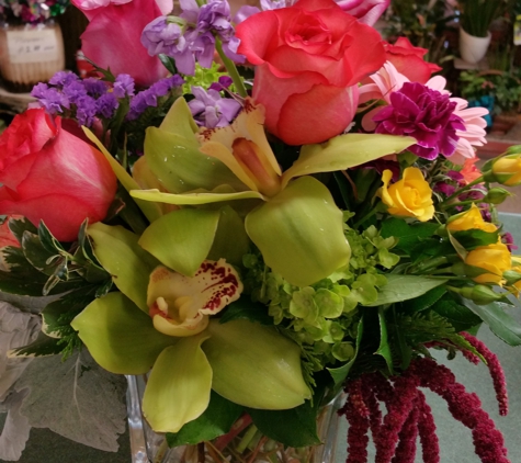 Cypress Florist - Cypress, CA