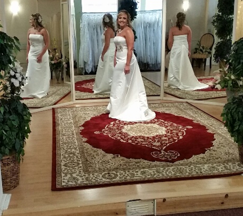 Fantasy Bridal & Formal Wear - Gatlinburg, TN