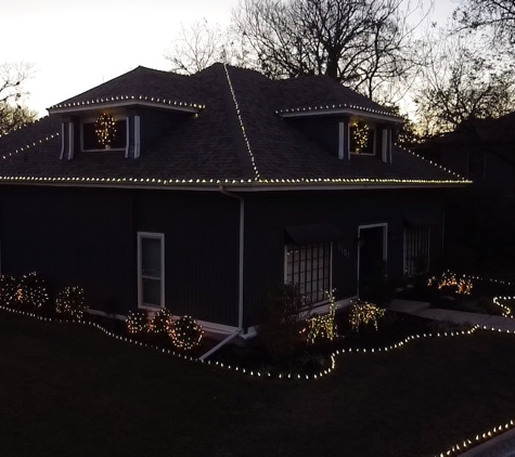 LW Landscaping - Midlothian, TX. Residential Christmas Light Installation