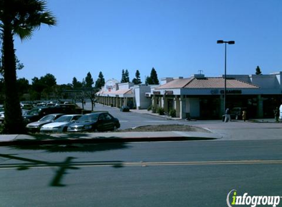 Red Ribbon Bakeshop - Chula Vista, CA