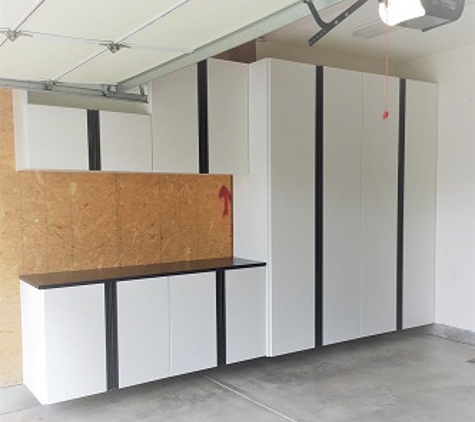 Conquering Clutter, Inc. - Lake Elsinore, CA. White Garage Cabinets