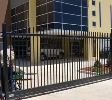 Fencing By Metro - Campbellfield, VIC