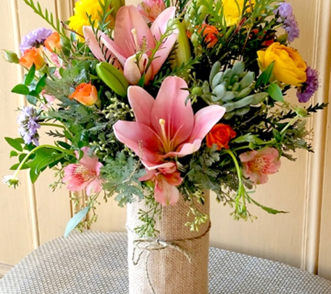 Apple Blossom Florist - Oakland, CA. In Beauty Bright