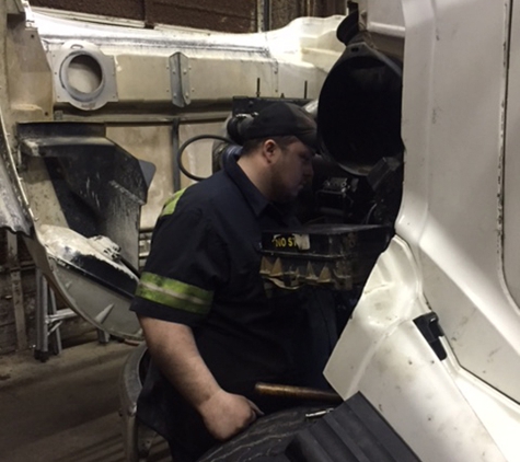 DFS Truck & Trailer Repair - Columbia, TN