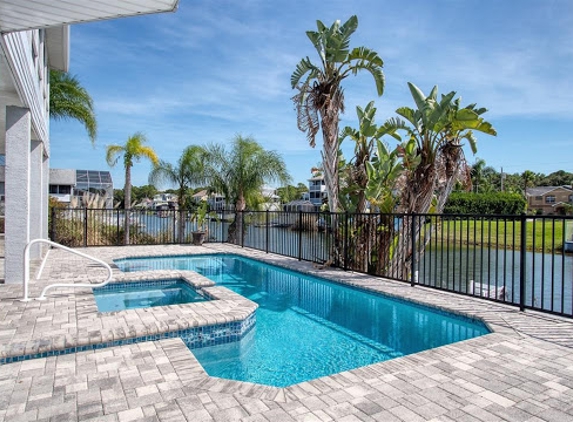 Sapphire Pool Company, LLC - Spring Hill, FL