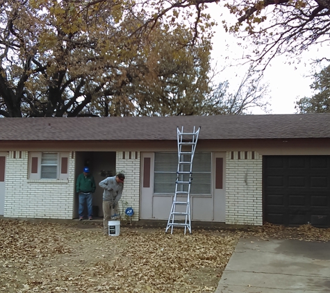 Reveles Roofing - Dallas, TX