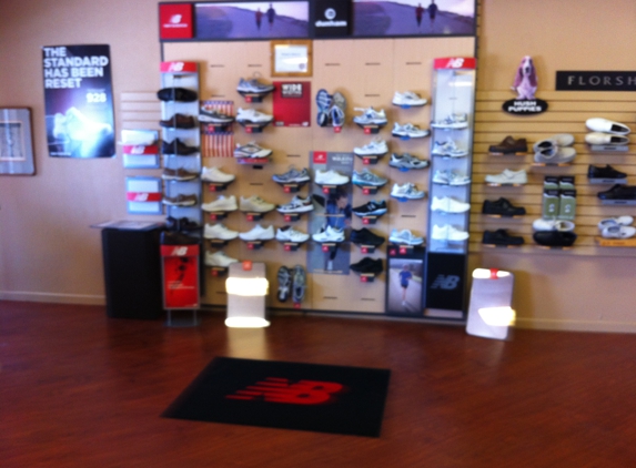 LaRocca Shoes - Boynton Beach, FL