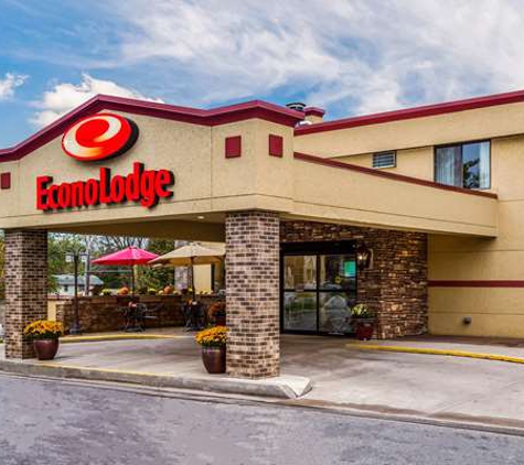 Econo Lodge - Rochester, MN