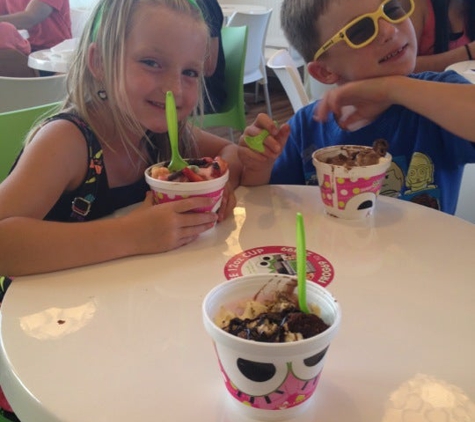 sweetFrog Premium Frozen Yogurt - Rehoboth Beach, DE