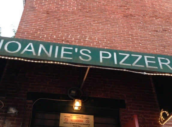 Joanie's Pizzeria - Saint Louis, MO