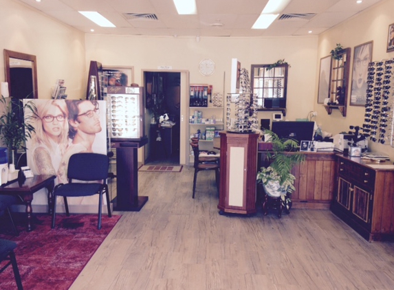 Alan Ming Optometrist - Mudgeeraba, QLD