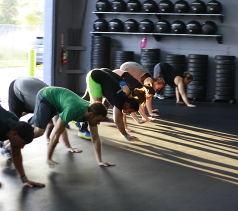 Forever Young Crossfit - Orlando, FL