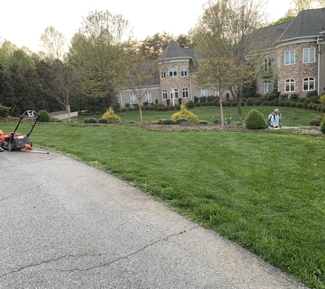 S & S Lawn Care - New London, NC