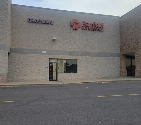 Banfield Pet Hospital - O Fallon, IL