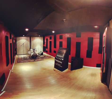 Surf City Studios - Huntington Beach, CA