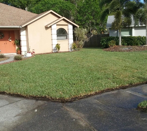 Lon's Lawn & Tree Services - Sarasota, FL