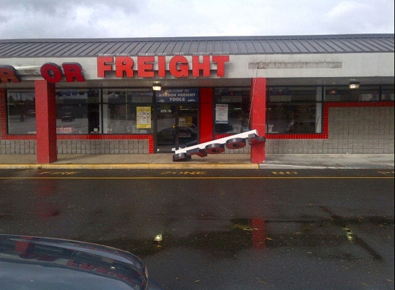 Harbor Freight Tools - Iselin, NJ