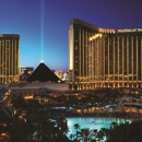 Mandalay Bay Beach - Tourist Information & Attractions