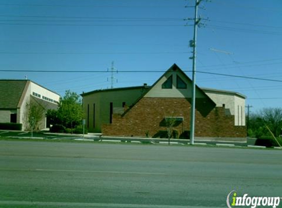 Randolph Church of Christ - Universal City, TX