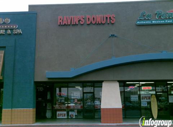 Ravins Donuts - Corona, CA