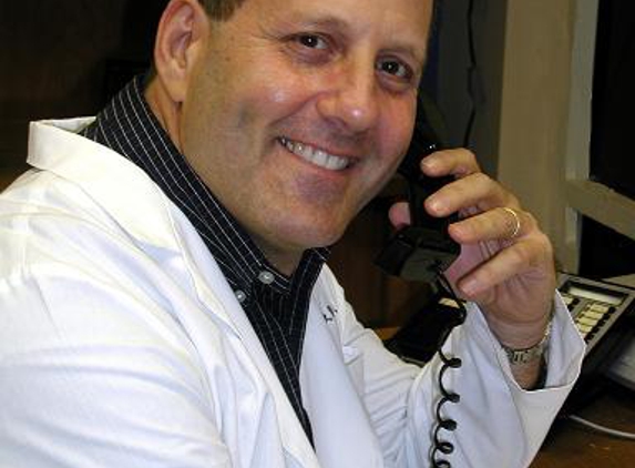 Dr. Wiener Bastien, MD - Miami, FL