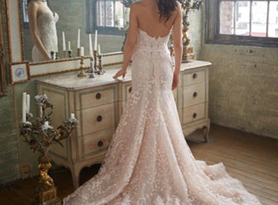 Elegance By Roya Bridal Atelier - Vienna, VA