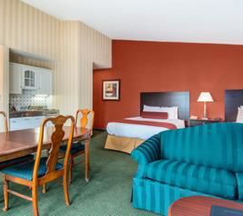 Best Western Plus The Inn at Hampton - Hampton, NH