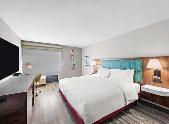 Hampton Inn by Hilton Los Angeles Airport - Inglewood, CA