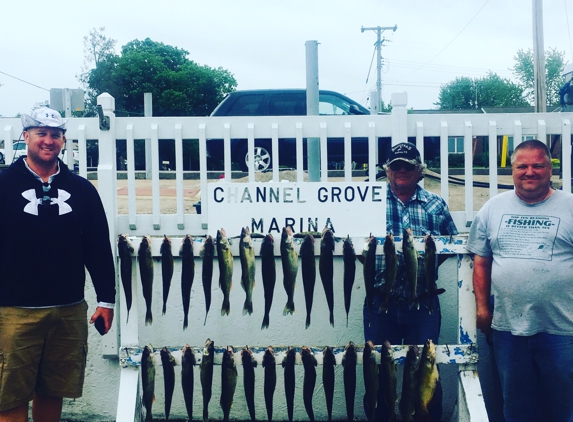 Old Lakeshore Charters - Lakeside Marblehead, OH. Lake Erie Fishing Charter