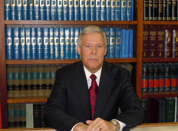 William B Hogg Attorney at Law - Huntington, IN