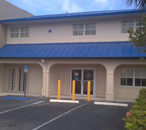 Burlington Self Storage - Oakland Park, FL