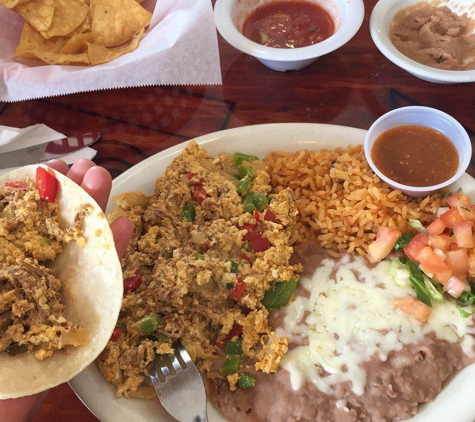 La Fuente Mexican Restaurant & Blue Iguana Bar - Brentwood, CA