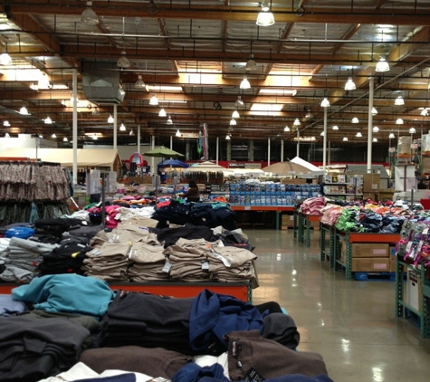 Costco Warehouse - Signal Hill, CA