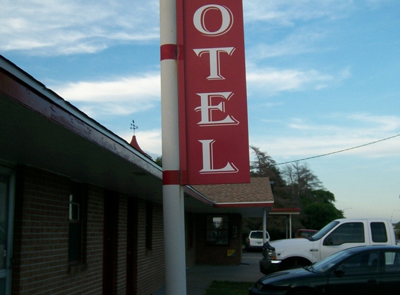 Willows Motel - Council Bluffs, IA