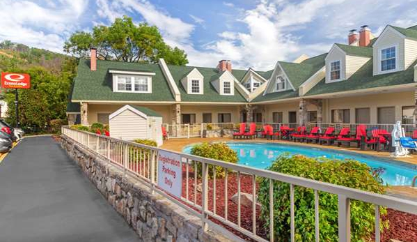 Econo Lodge - Gatlinburg, TN