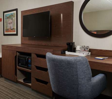 Hampton Inn Fairfax City - Fairfax, VA