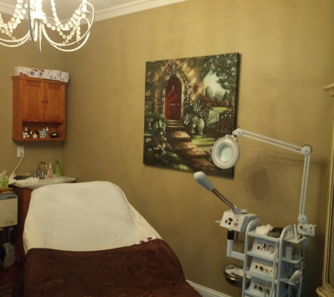 Lavish Retreat spa - Cedar Hill, TX