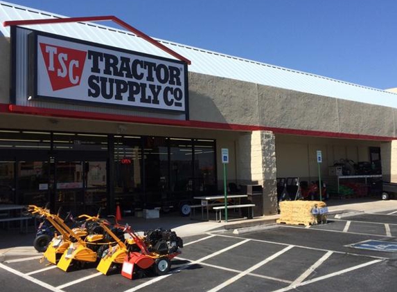 Tractor Supply Co - Bullhead City, AZ