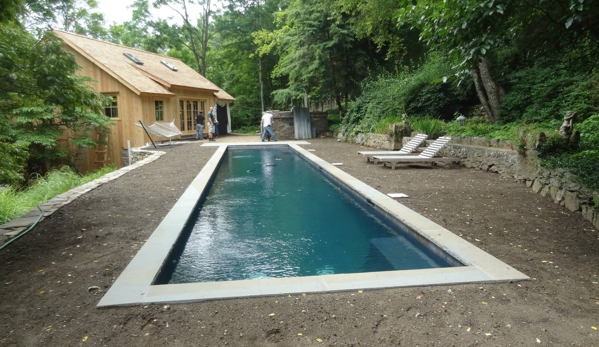 D H Pools - Suffern, NY. BUILD BY
       DH POOLS