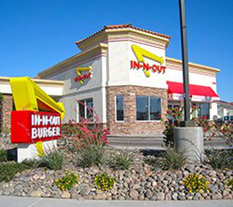 In-N-Out Burger - El Centro, CA