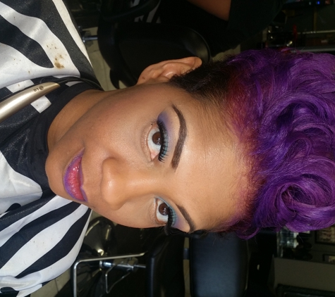 Simones Hair Gallery - Houston, TX. Fierce !