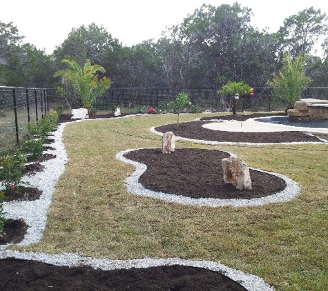 Rodriguez Landscaping & Tree Trimming - Converse, TX