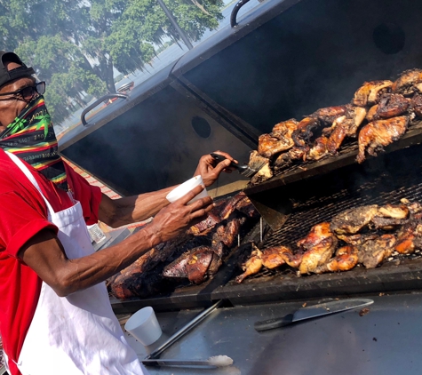 Golden Krust Caribbean Restaurant - Springfield Gardens, NY