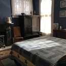 The Hyde House (formerly Mead House) - Bed & Breakfast & Inns