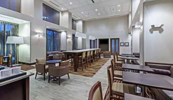 Hampton Inn & Suites Georgetown/Austin North - hamptoninn3.hilton.com, TX