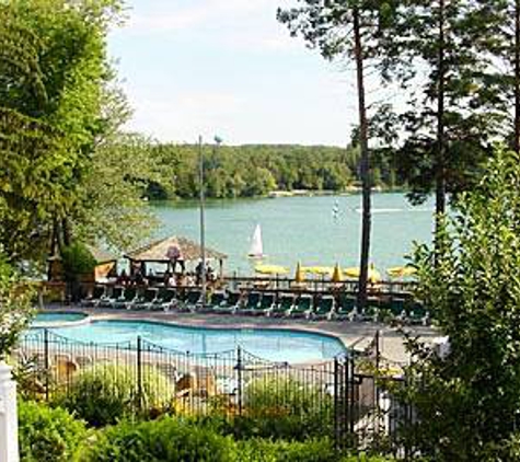 Victorian Village Resort - Elkhart Lake, WI