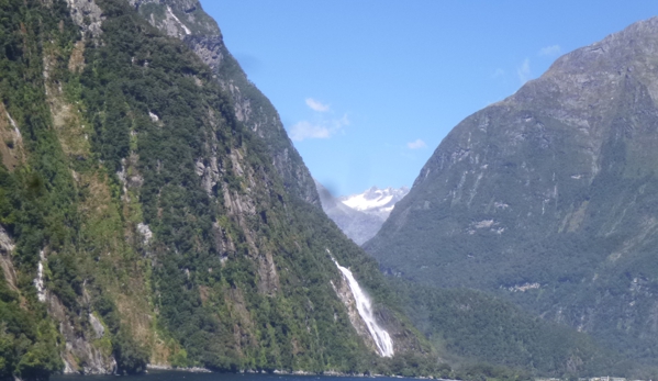 Angie's Travel - Dayt Bch Sh, FL. Fiordaland
National Park
New Zealand