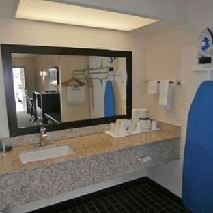 Americas Best Value Inn - Acworth, GA